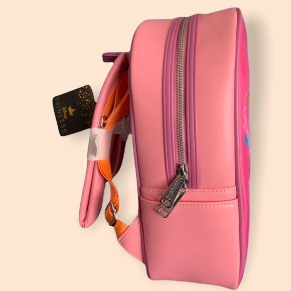 - Loungefly Pocahontas colors of the wind Mini Backpack - Picture 2 of 4